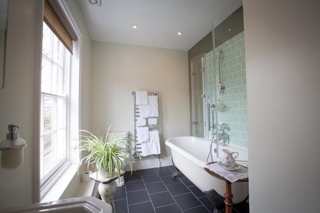 5 Chapel Street Bed And Breakfast CBG エクステリア 写真