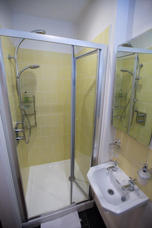 5 Chapel Street Bed And Breakfast CBG エクステリア 写真
