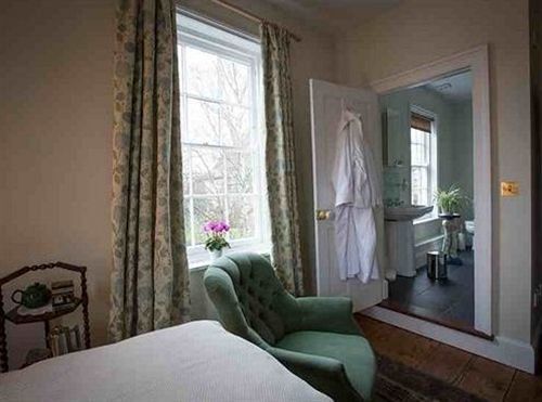 5 Chapel Street Bed And Breakfast CBG エクステリア 写真